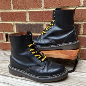 Dr. Martens Black MIE 1460 Leather Boots